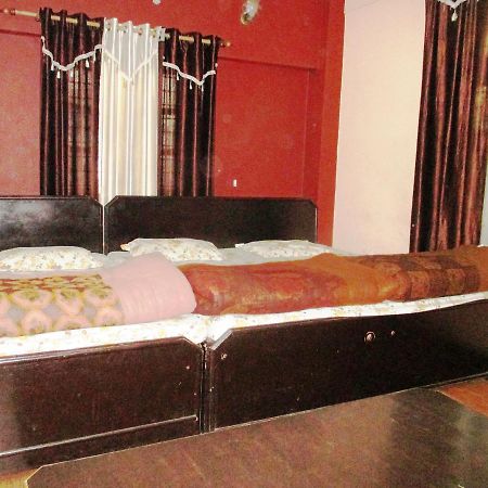 Hotel Shiv Palace เดห์ราดุน ภายนอก รูปภาพ