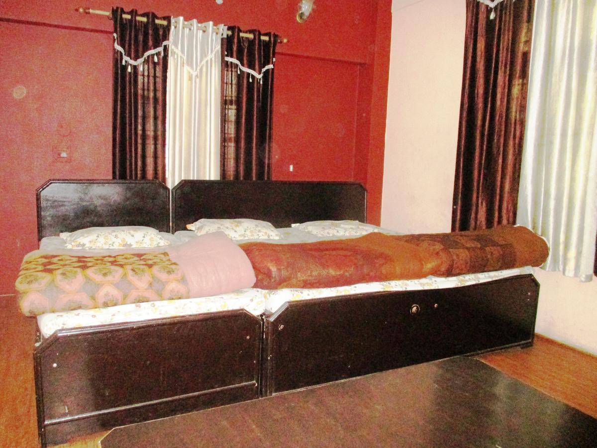Hotel Shiv Palace เดห์ราดุน ภายนอก รูปภาพ
