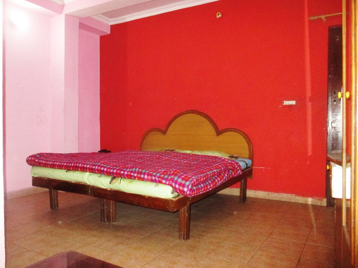 Hotel Shiv Palace เดห์ราดุน ภายนอก รูปภาพ